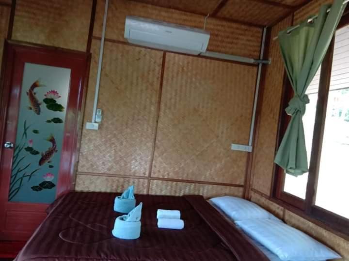 ภูริรักษ์ โฮมสเตย์ Ban Pha Saeng Lang 外观 照片